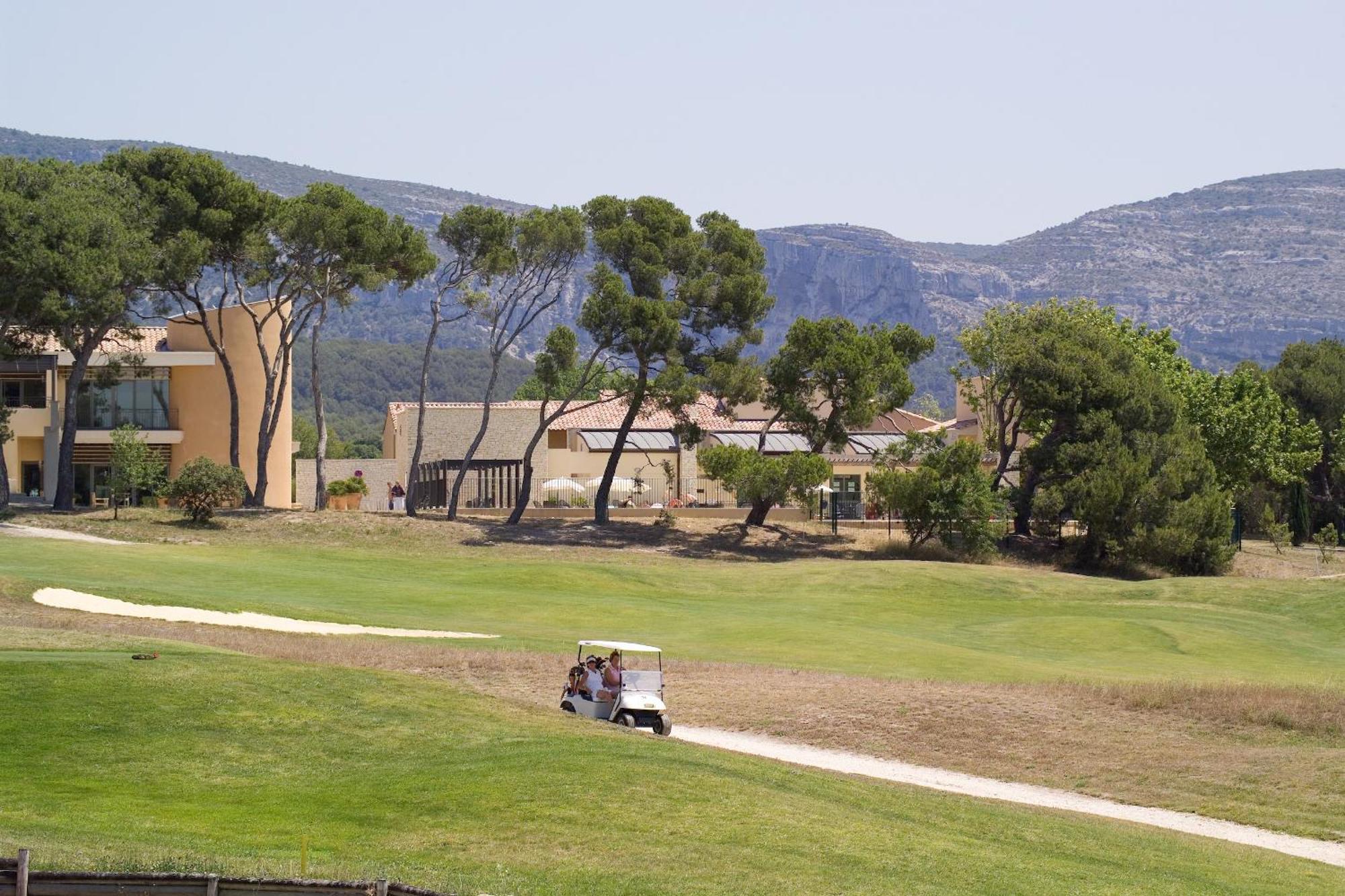 Madame Vacances Residence Provence Country Club Saumane-de-Vaucluse Exteriör bild