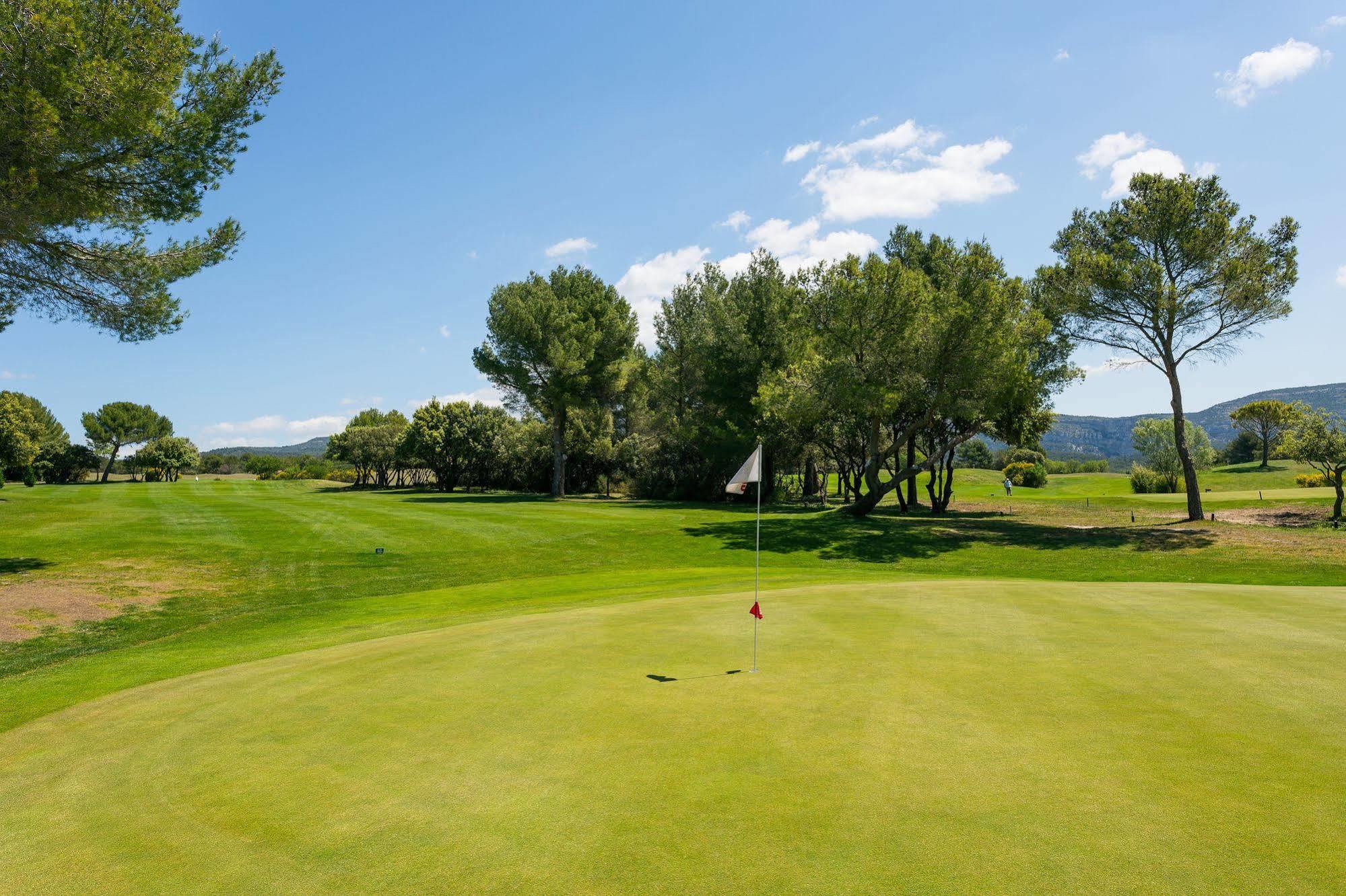 Madame Vacances Residence Provence Country Club Saumane-de-Vaucluse Exteriör bild